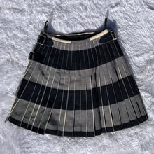 Load image into Gallery viewer, Vivienne Westwood Gold Label 1999 Black and White Check Tartan Kilt Skirt