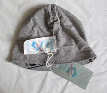 Load image into Gallery viewer, Vivienne Westwood Worlds End Chaos Beanie Heather Grey