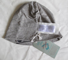 Load image into Gallery viewer, Vivienne Westwood Worlds End Chaos Beanie Heather Grey