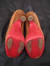 Load image into Gallery viewer, Vivienne Westwood Accessories Label Powerstation Natural Leather Courts Heels