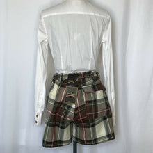 Load image into Gallery viewer, Vivienne Westwood Exhibition Tartan Shorts