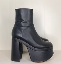 Load image into Gallery viewer, Vivienne Westwood 2017 Freddy Ankle Boots in Black Leather