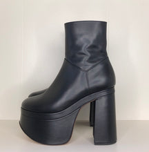 Load image into Gallery viewer, Vivienne Westwood 2017 Freddy Ankle Boots in Black Leather