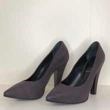 Load image into Gallery viewer, Vivienne Westwood Anglomania Eggplant Purple Mock Stingray Pointed Pumps
