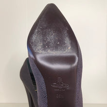Load image into Gallery viewer, Vivienne Westwood Anglomania Eggplant Purple Mock Stingray Pointed Pumps