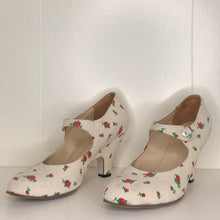 Load image into Gallery viewer, Vivienne Westwood Gold Label Mary Jane Cream Canvas Floral Print