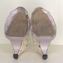 Load image into Gallery viewer, Vivienne Westwood Gold Label Mary Jane Cream Canvas Floral Print