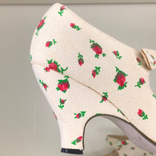 Load image into Gallery viewer, Vivienne Westwood Gold Label Mary Jane Cream Canvas Floral Print