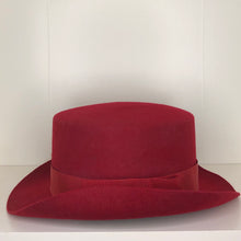 Load image into Gallery viewer, Vivienne Westwood Worlds End John Bull Hat in Red Felt
