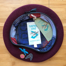 Load image into Gallery viewer, Vivienne Westwood Worlds End Pin Beret Burgundy Red