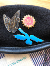 Load image into Gallery viewer, Vivienne Westwood Worlds End Pin Beret Black