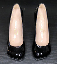Load image into Gallery viewer, Vivienne Westwood Gold Label Animal Toe Court Black Patent Leather