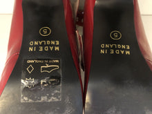 Load image into Gallery viewer, Vivienne Westwood Gold Label Animal Toe 3-Straps Red Patent Leather