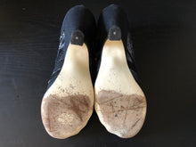 Load image into Gallery viewer, Vivienne Westwood Worlds End Tracey Trainers Black Canvas